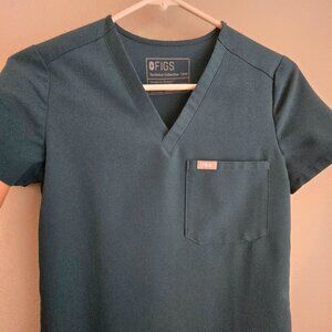 FIGS XXS Catarina top in Carribean Blue